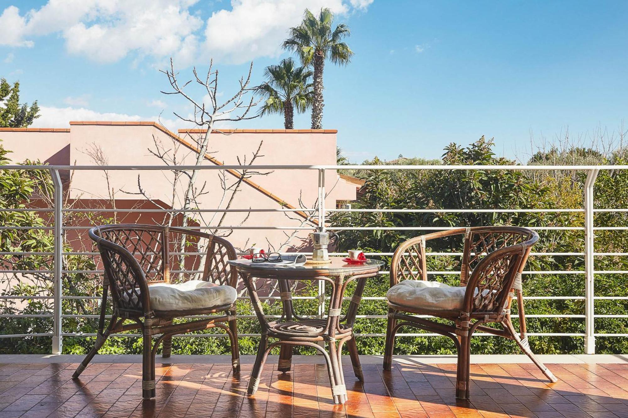 Villa Marina Few Mt From Sand Beach Поцало Екстериор снимка