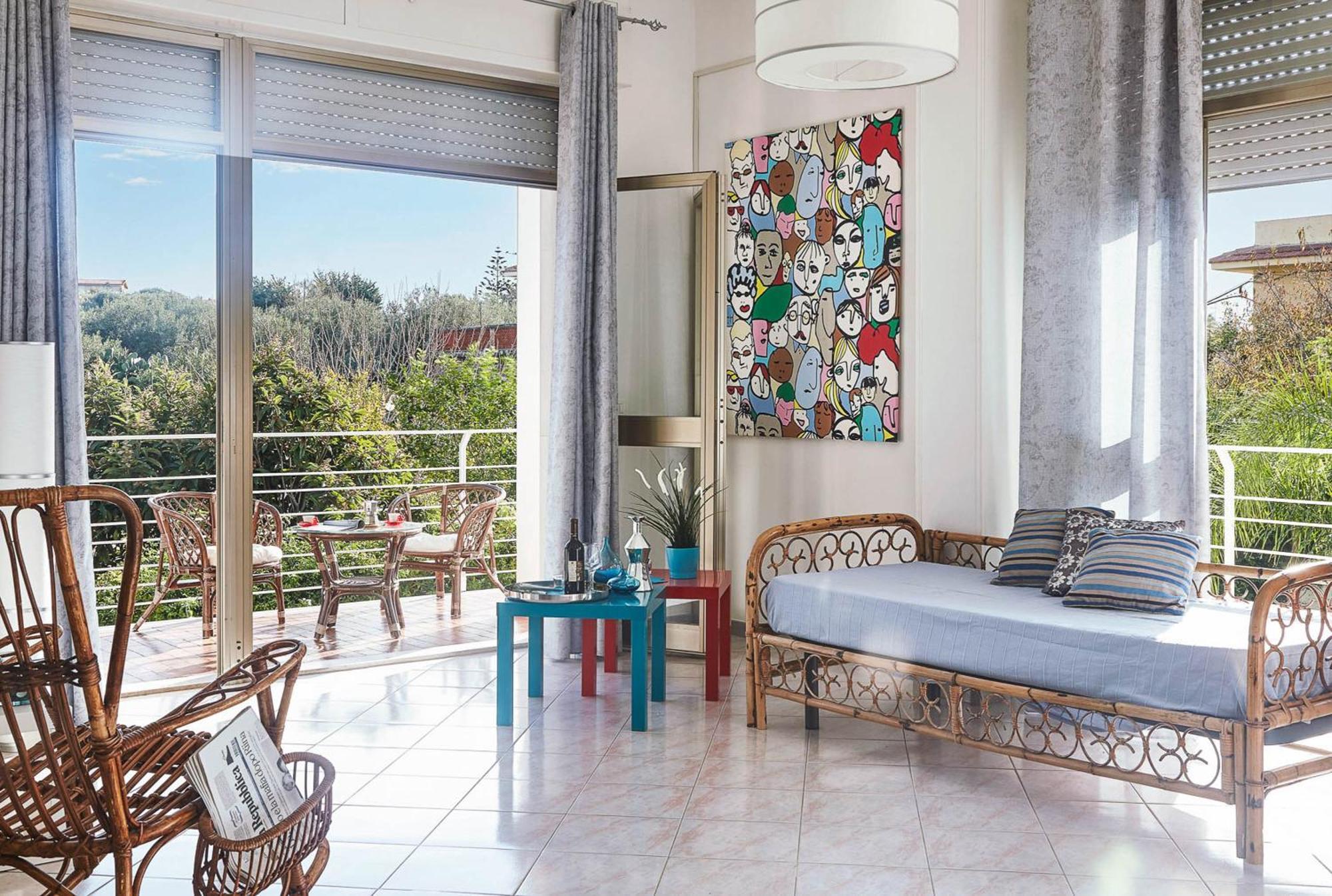 Villa Marina Few Mt From Sand Beach Поцало Екстериор снимка
